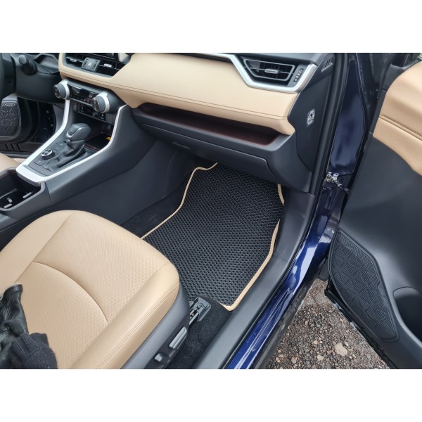 AUDI A4 (B8) 2008-2016 EVA polimeriniai kilimėliai (vairuotojo kilimėlis su apsauginiu "liežuvėliu")