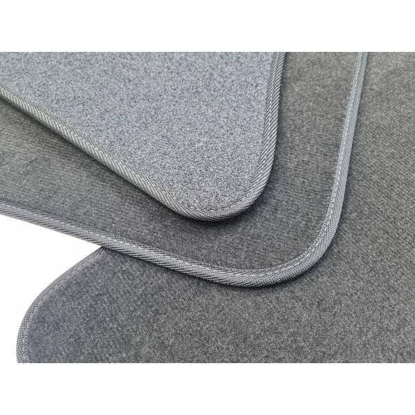DACIA Duster 2018-   Tekstiliniai kilimėliai apsiūti juostele (vairuotojo kilimėlis su apsauginiu "liežuvėliu")