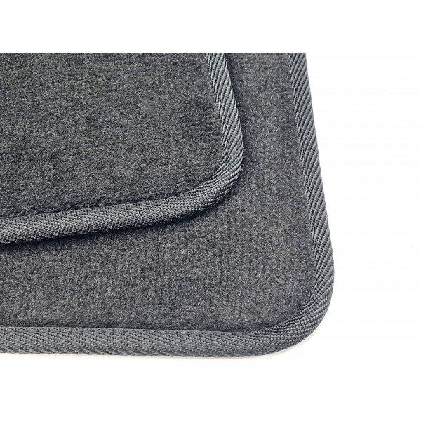 VOLVO XC 90  2015- Tekstiliniai kilimėliai apsiūti juostele